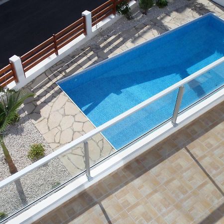 Modern Villa, 4 Bedrooms, Private Pool, Close To Coral Bay Strip Pegeia Exterior foto