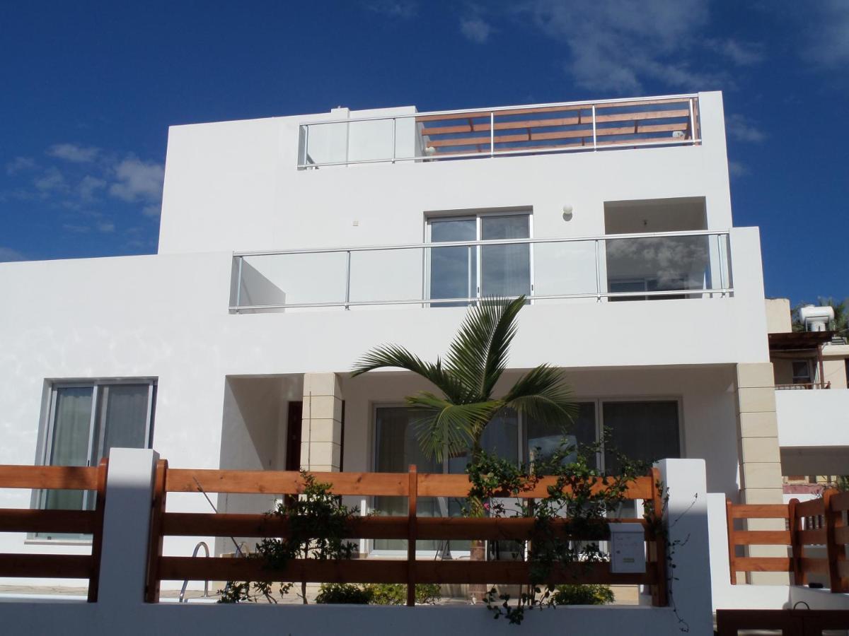 Modern Villa, 4 Bedrooms, Private Pool, Close To Coral Bay Strip Pegeia Exterior foto