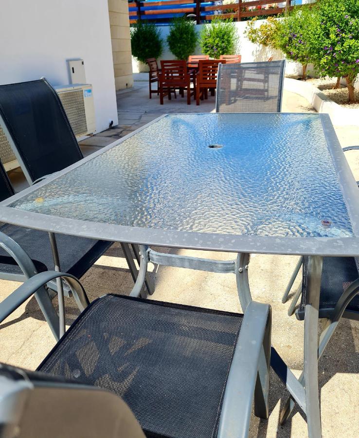 Modern Villa, 4 Bedrooms, Private Pool, Close To Coral Bay Strip Pegeia Exterior foto